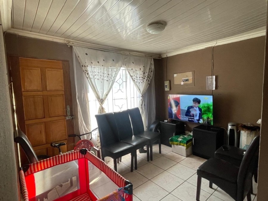 2 Bedroom Property for Sale in Rustenburg North North West